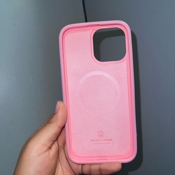 iPhone 13 Pro Max Velvet caviar cases - Picture 3 of 5